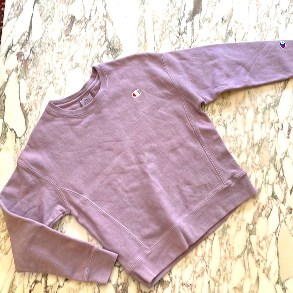 CHAMPION reverse weave lavender sweatshirt sz S